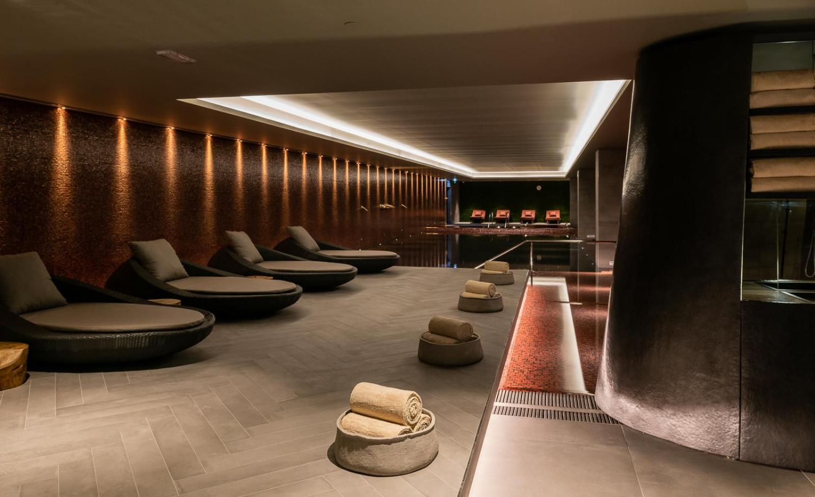 Hilton Porto Gaia Vila Nova de Gaia Exterior foto The spa at The Dorchester